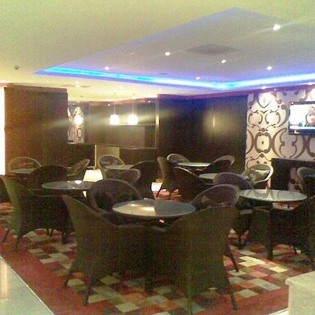 Crom Express Airport Hotel - Jeddah ג'דה מראה חיצוני תמונה